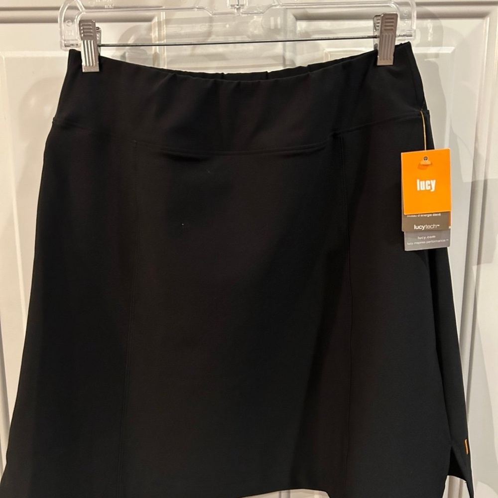 NWT Lucy Athletic Golf Pickleball Vital Skirt in Black Quick Dry  Small